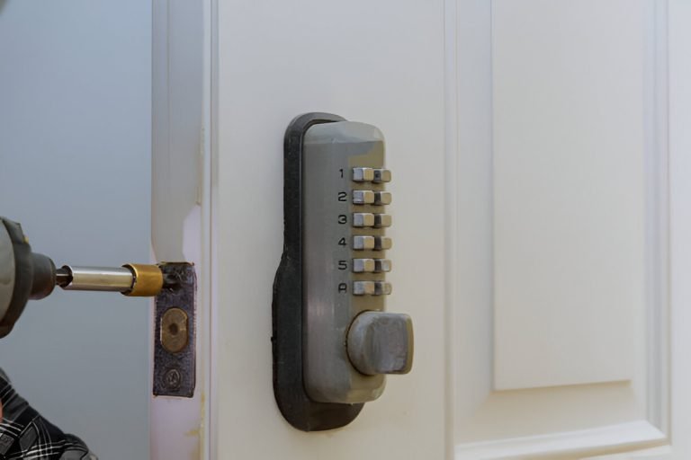 You are currently viewing Reliable Emergency Locksmiths in My Area-Ready 24/7 for Urgent Help