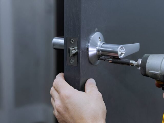 House Locksmith Near You -24/7 Assistance from N1 Locksmiths